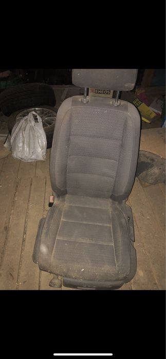 Scaune touran 5 buc 2005