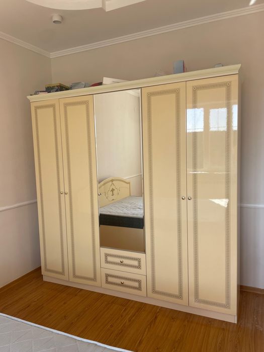 Продам спальную срочно