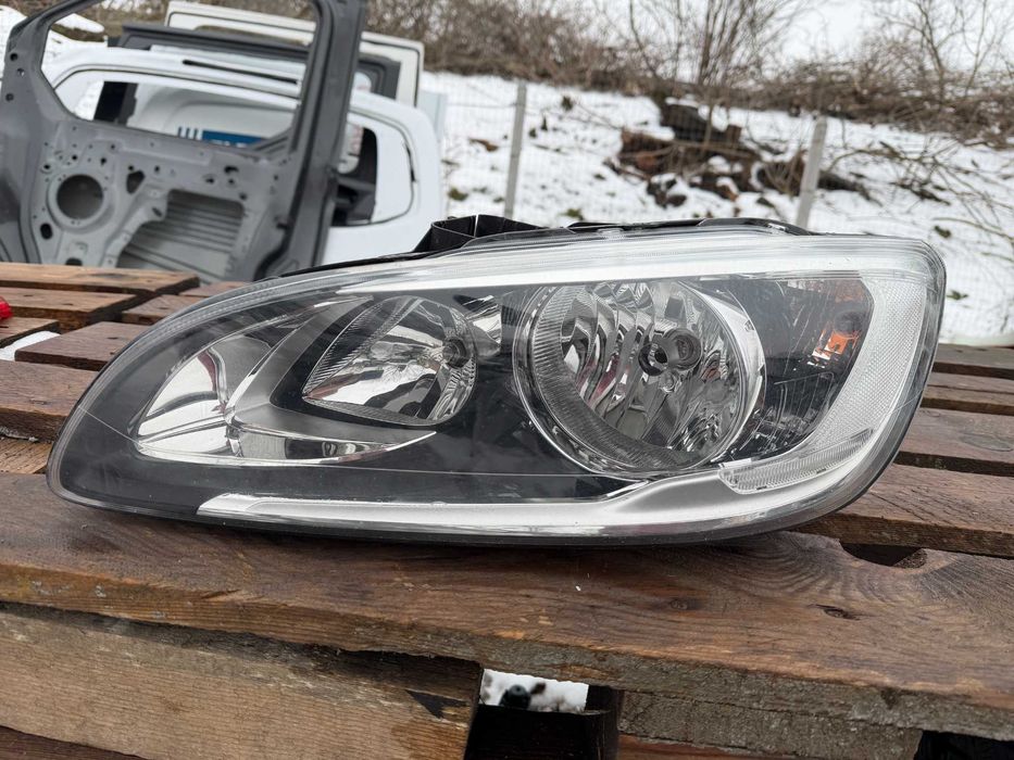 Фар Volvo V60/S60
