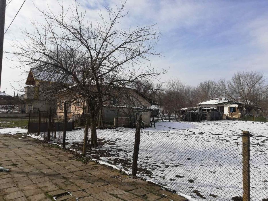 Едноетажна къща в село Сребърна