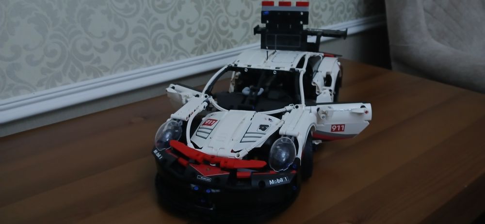 Продаётся лего порше