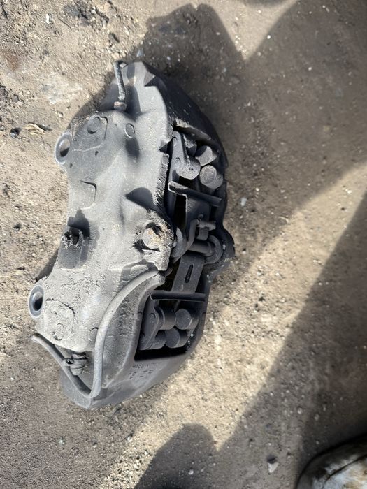 Спирачни апарати Audi Q7 6 бутални 18 ZR за тунинг