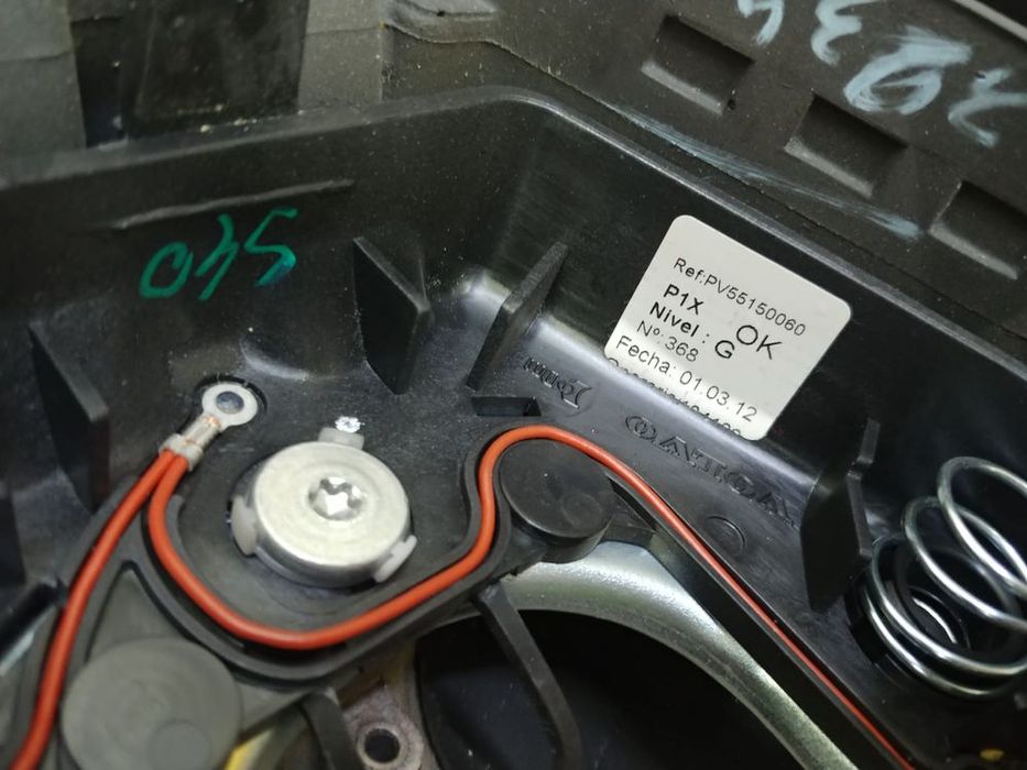 volan piele cu butoane volvo s40 2012  pv55150060