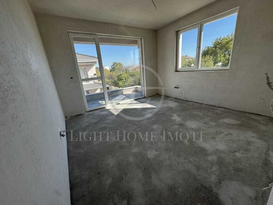 Продава се Къща в Пловдив, Коматево - 222 кв.м за 1397 €/кв.м - Снимка #2