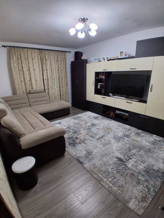 Apartament 3 camere + Garaj