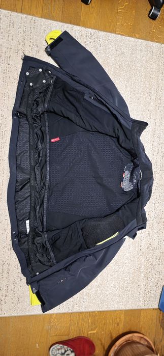 Vand geaca Spyder schi-snowboard