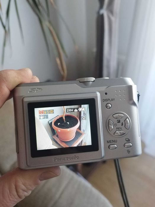 Camera foto digitala Panasonic Lumix DC-LZ1 Japan cu baterii AA