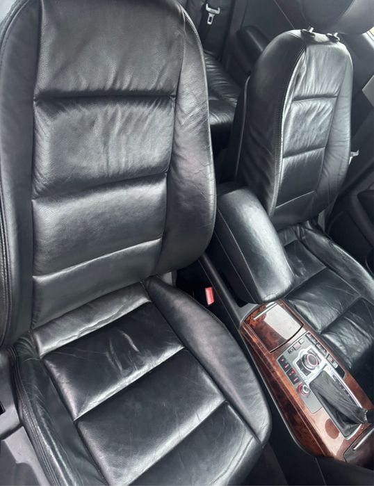 Vand audi a6 c6 doar cash pret bun  fiscal pe loc