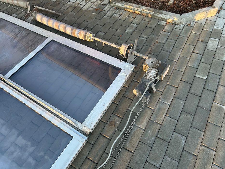 Usi de garaj panoramic