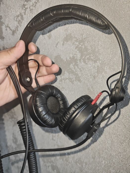 Sennheiser HD 25 70 Ohm — профессиональные DJ наушники