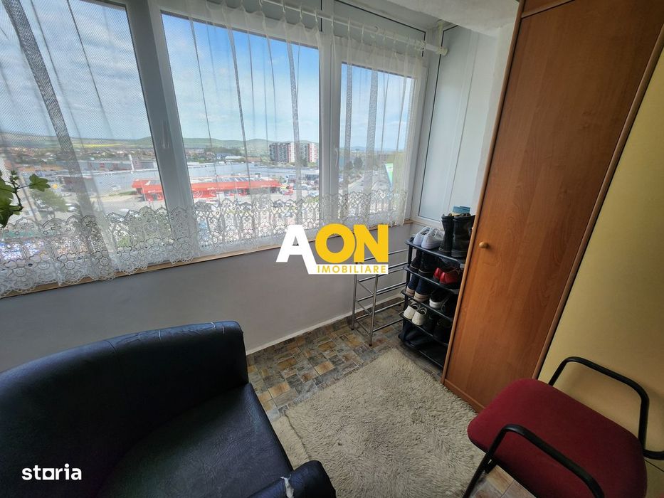 Apartament cu scara interioara, 4 camere, zona OMV Cetate
