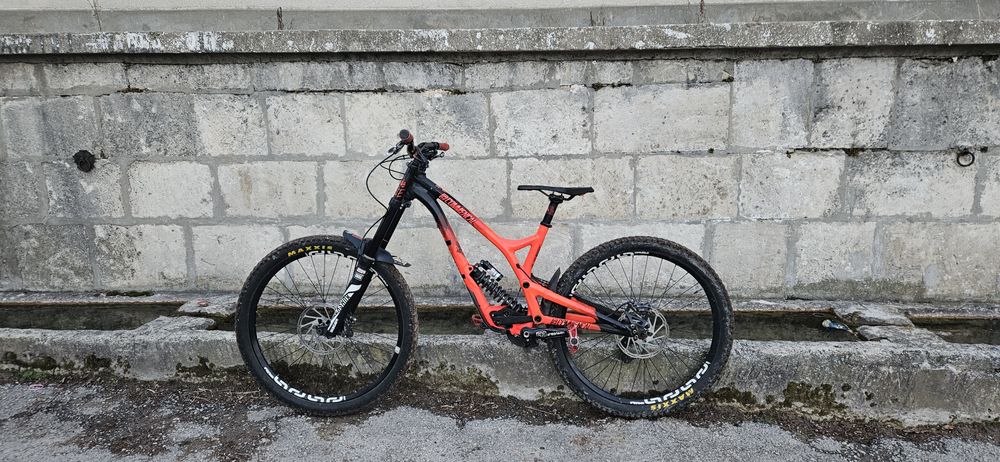 Commencal Supreme v4 2016