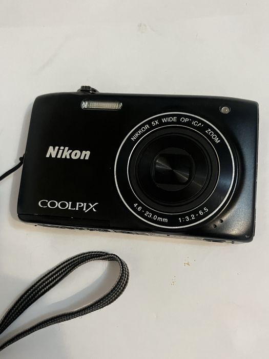 Nikon S3100 5xzoom optic 14mpx afisare data si ora