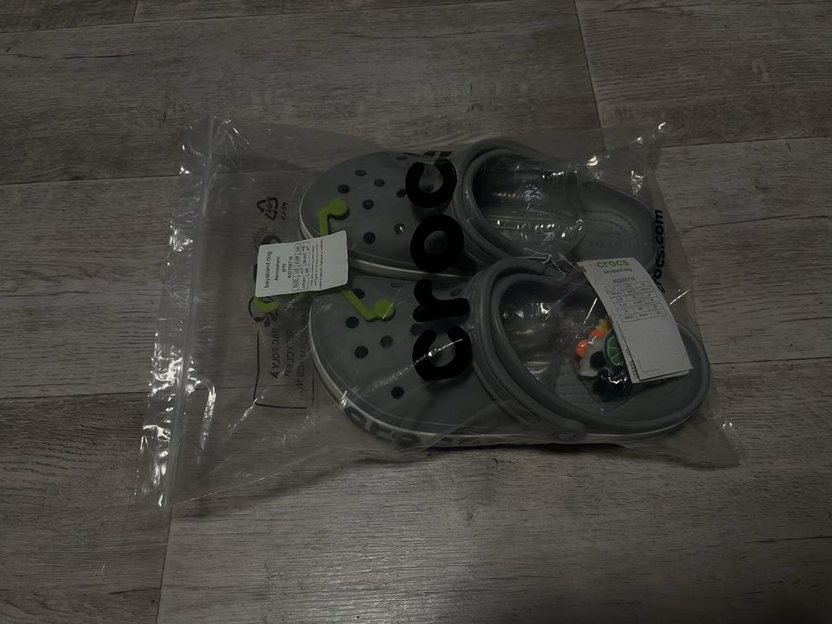 Продам кроксы crocs