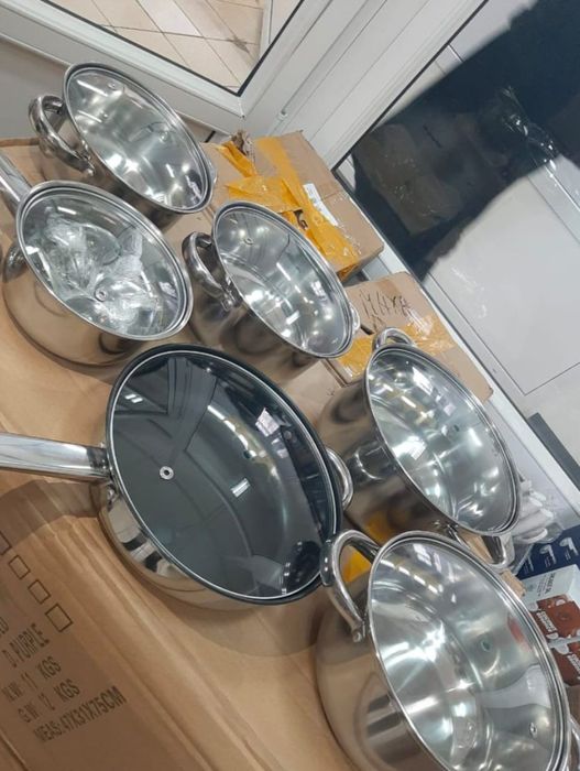 Продаю Набор кострюль (нержавеющий)