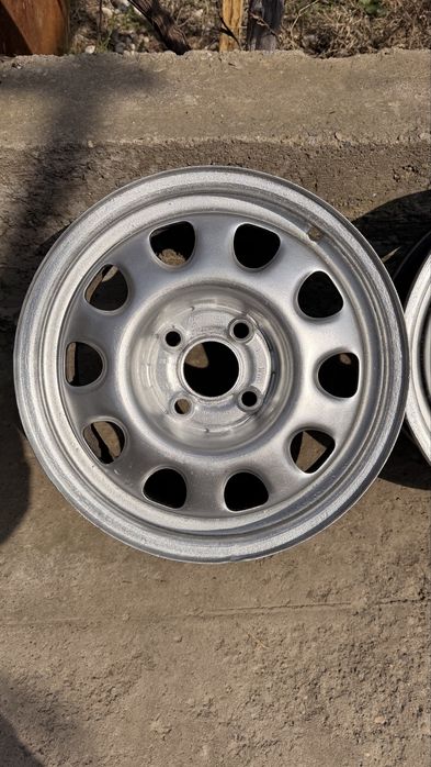 Диски р14 гольф вента пассат подходят