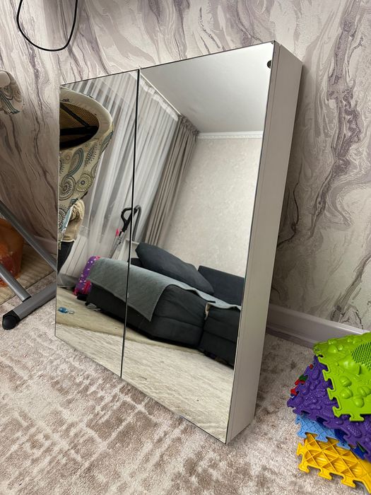 шкаф с зеркалом в ванную