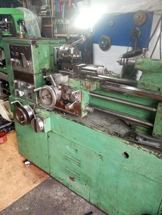 Продам токарный станок