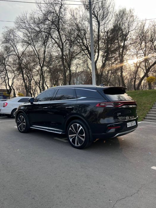 BYD Tang Dual Motor 635 EV, 2022. Пробег39000.