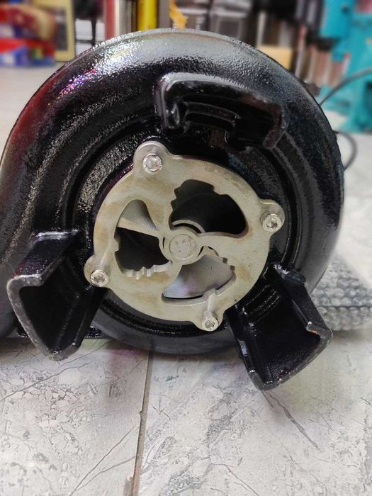 Канализаци. насос для сточных вод типа «ГНОМ».LEO 2 год гарантии