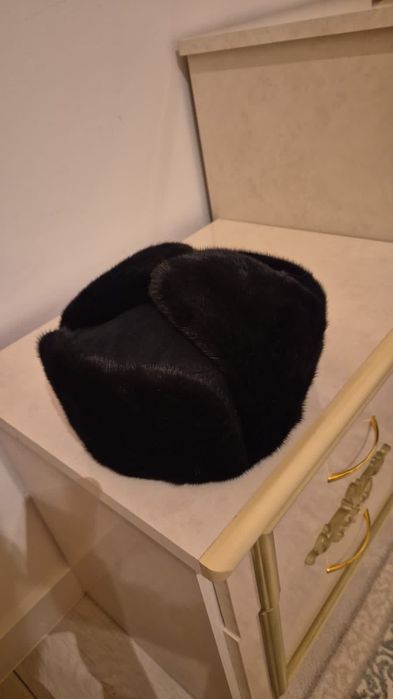 Продам куртка, дублёнка, ушанка.