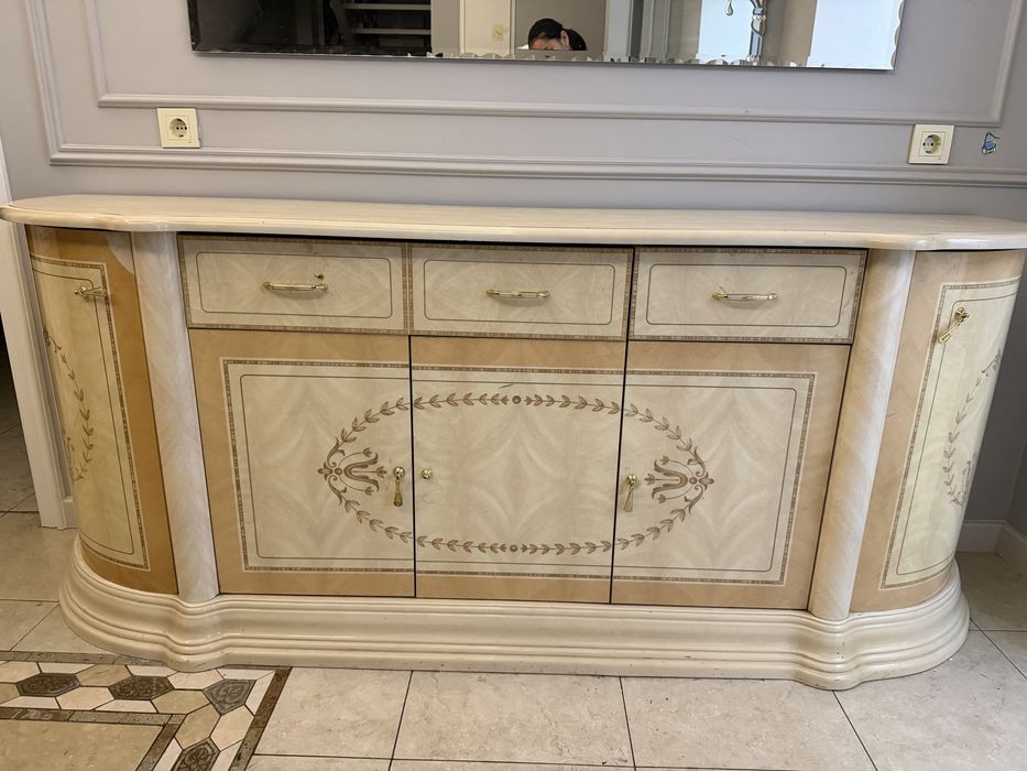 Продам тумбу в хорошем состоянии