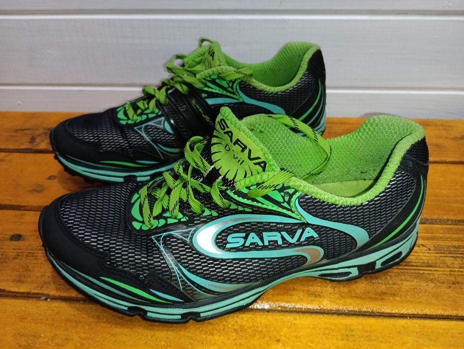 Sarva маратонки със шипове N40- 35 лв