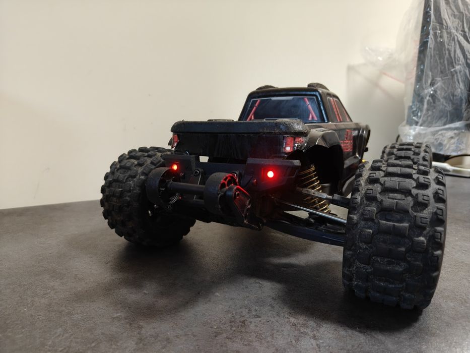 MJX 10208 1/10 RC Basher 3/4S
