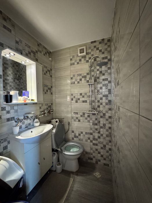 Garsoniera zona Dacia