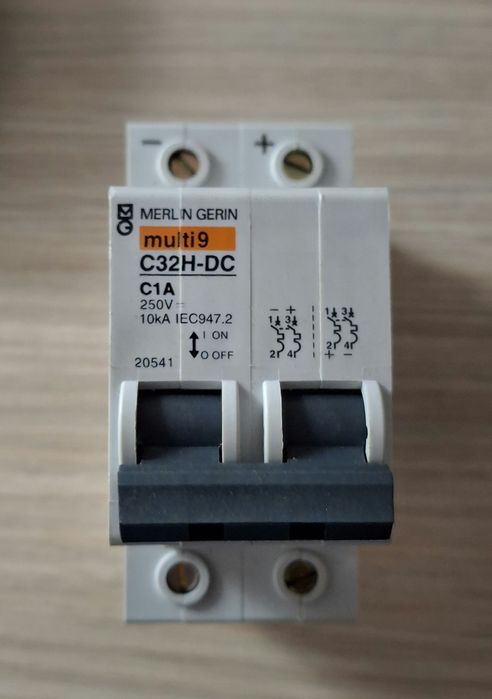 6 sigurante automate DC ptr curent continuu