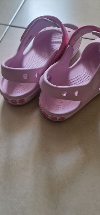 Продам сандали Crocs оригинал 35 34 размер