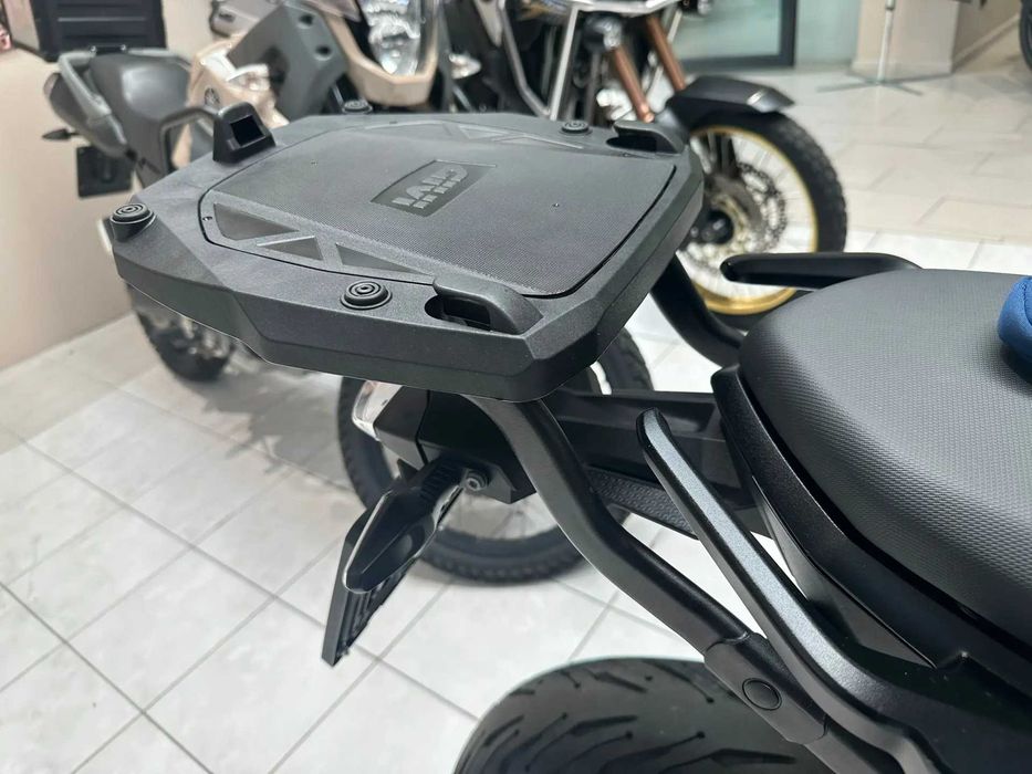 Motocicleta BMW F 900 XR