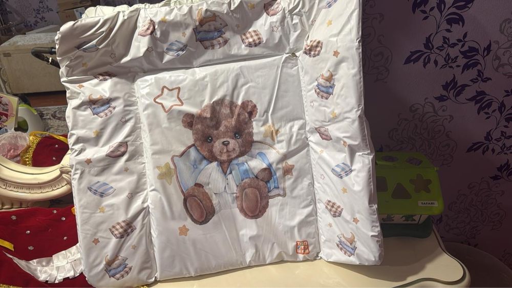 детскую ванночку с подставкой