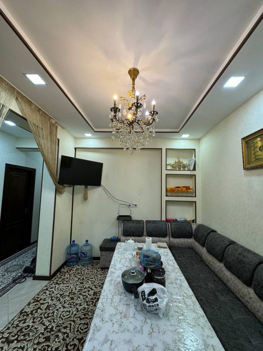 Евро участка офис учун ижарага берилади ёки сотилади