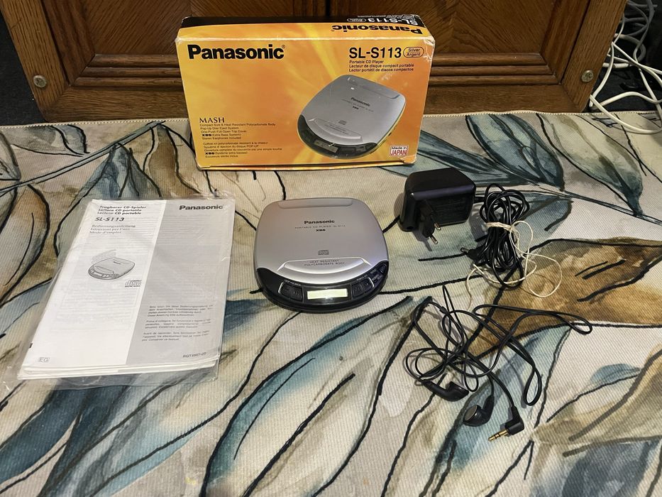 Panasonic SL-S113 Portable CD Player - Made in Japan - Complet