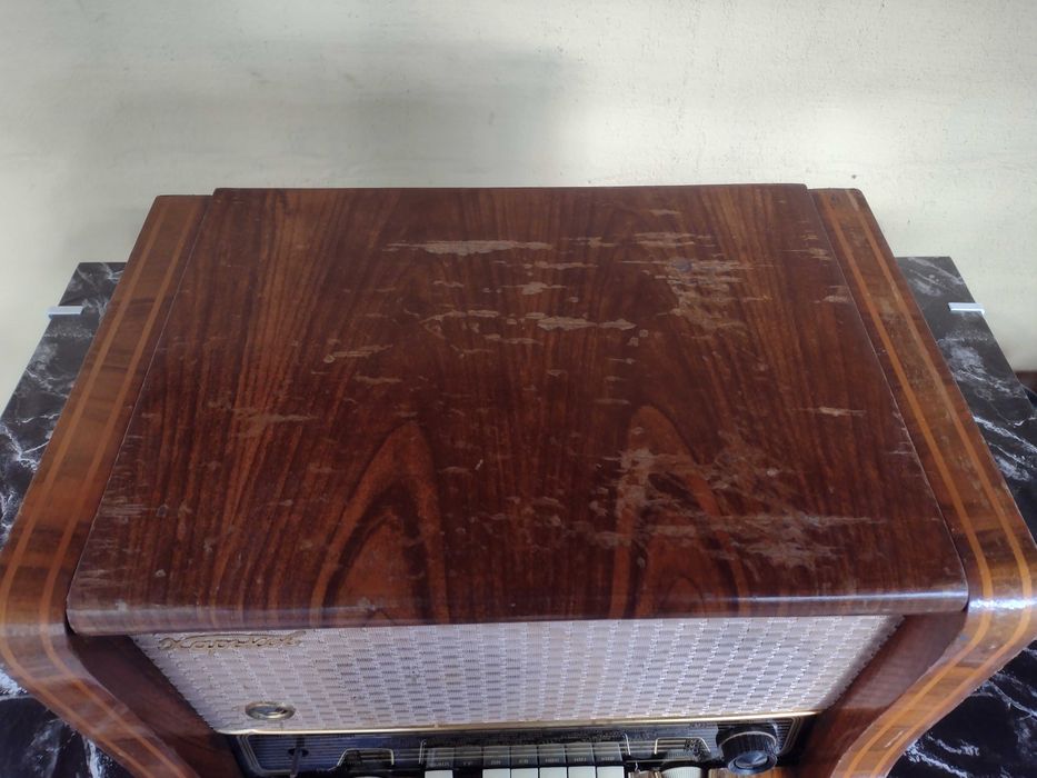 Радиола Харъков радио с грамофон