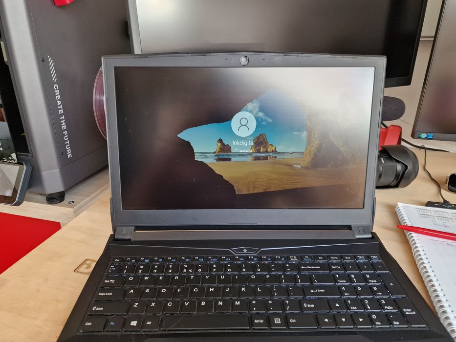 Asus rog 15.6" i7 FullHd IPS