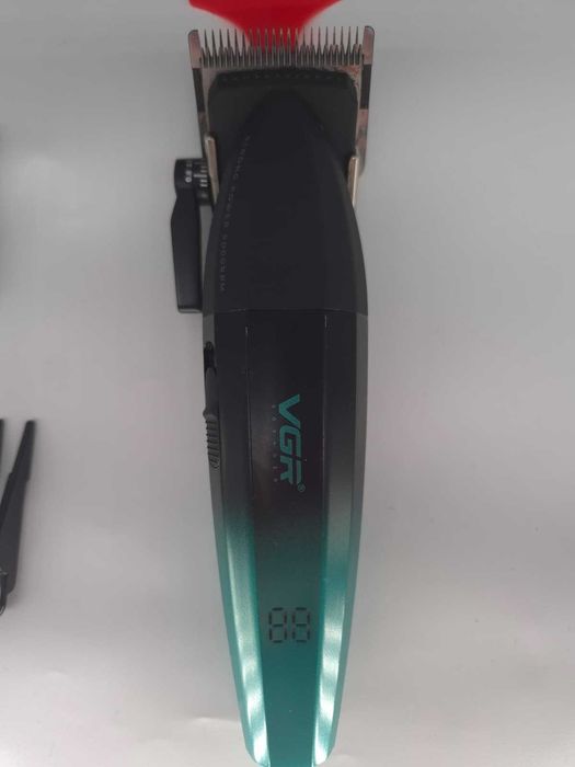 Masina de Tuns VGR 003 9000 RPM Fade - Resigilat (Incomplet)