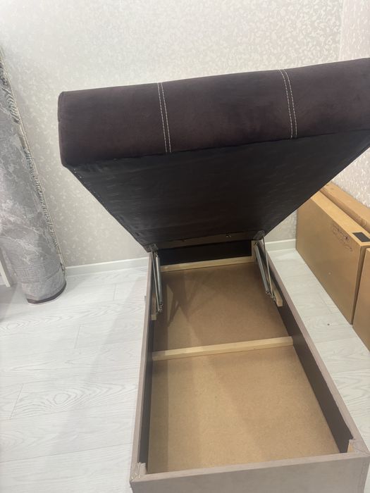 СРОЧНО продам . Тахта /кушетка  для спальни….