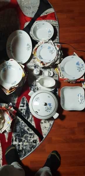 Serviciu de masa din portelan Kahla (Germania) 1954