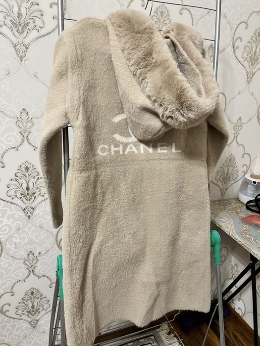 Пальто сатылады срочно новый