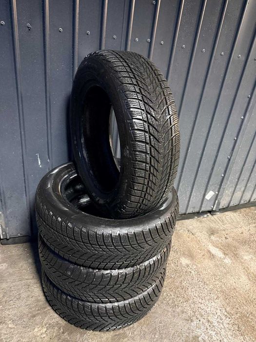 Anvelope NOI M+S Iarna 205 / 60 R16 GoodYear Ultra Grip