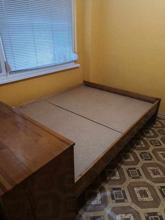 Спалня с ракла от масив + матрак