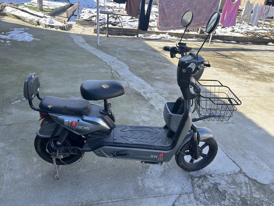 Электроскутер ск 8