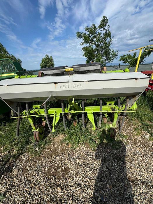 Prasitoare cu fertilizare 5 randuri, bazin inox, sectii rabatabile, recent aduse