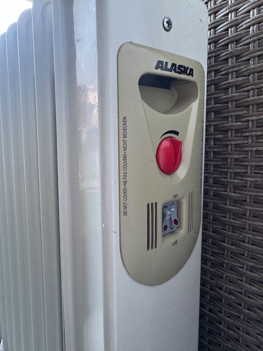 Calorifer electric cu ulei ALASKA – 9 elemenți, cu termostat