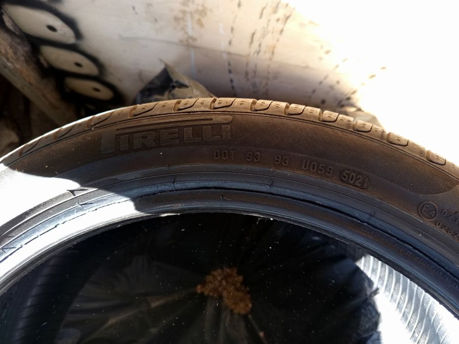 Летни гуми Pirelli 245/40/19