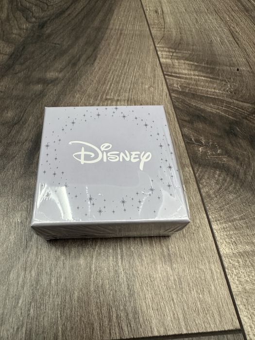 ТОП Оферта!Продавам Дамски DISNEY СРЕБЪРНИ Обеци Minnie Mouse