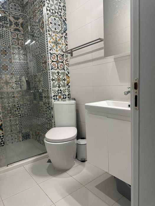 Дава се под наем Двустаен апартамент в Бургас, Славейков - 78 кв.м за 612 € - Снимка #6