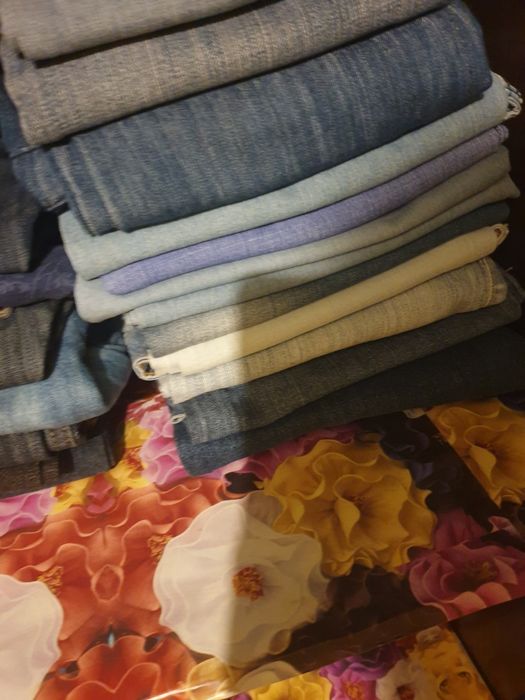 Blugi damă (diverse modele)